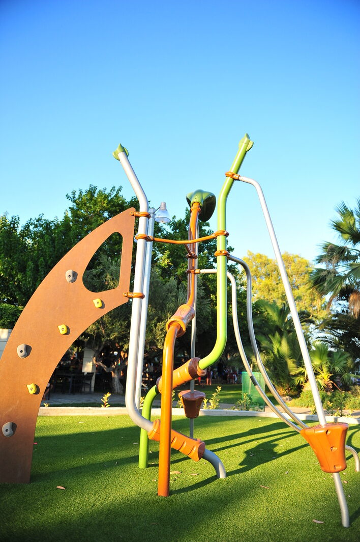 gythion-bay-family-playground
