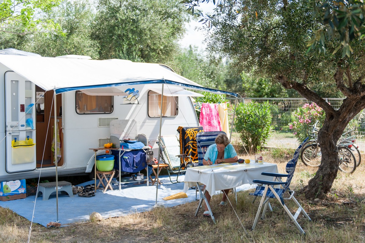 Reserve-your-own camping-space-gythion-bay-peloponnese